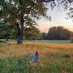 Domaine Des Roches Blanches Le Pin (Deux-Sevres)