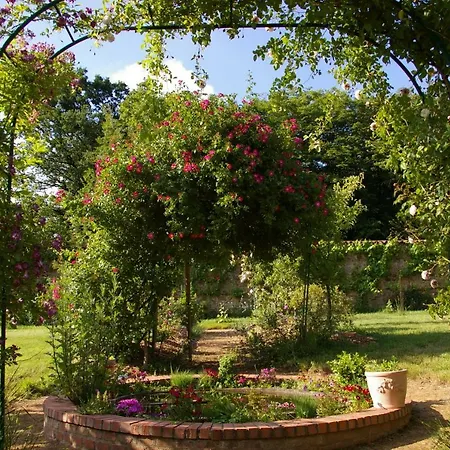 Holiday home Domaine Des Roches Blanches