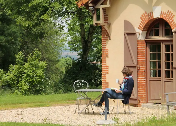 Holiday home Domaine Des Roches Blanches *